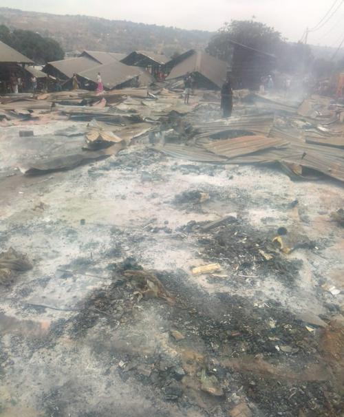 Kinshasa: L'Enorme Incendie qui a Englouti le Marché de Matadi Kibala