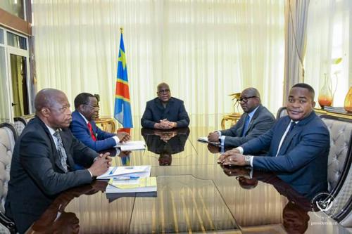 Kinshasa: Réunion de haut niveau sur la question de la sécurité et le processus électoral présidée par le Président Tshisekedi