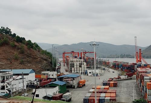 Kongo-Central : Grève des transporteurs, une pression sur les installations portuaires de Matadi