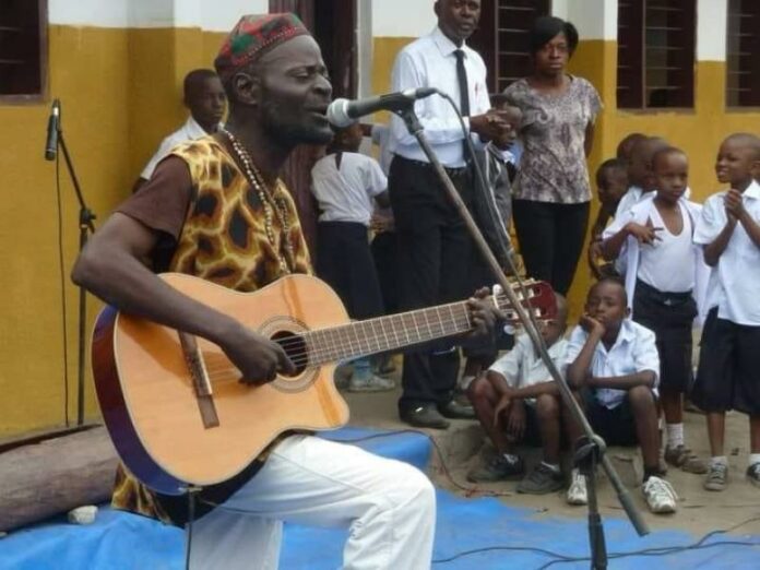 Kinshasa: Café Dodo, une voix éducative s'éteint mais l'héritage musical perdure