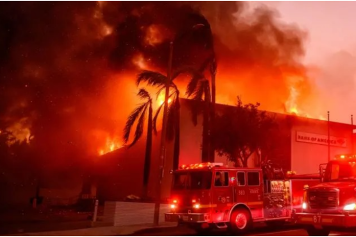 Los Angeles en flammes : une catastrophe historique ébranle la mégapole