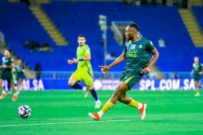 Jackson Muleka sauve Al Kholood : une performance XXL en Saudi Pro League !