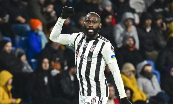 Simon Banza et Arthur Masuaku, les piliers congolais de la Super Lig
