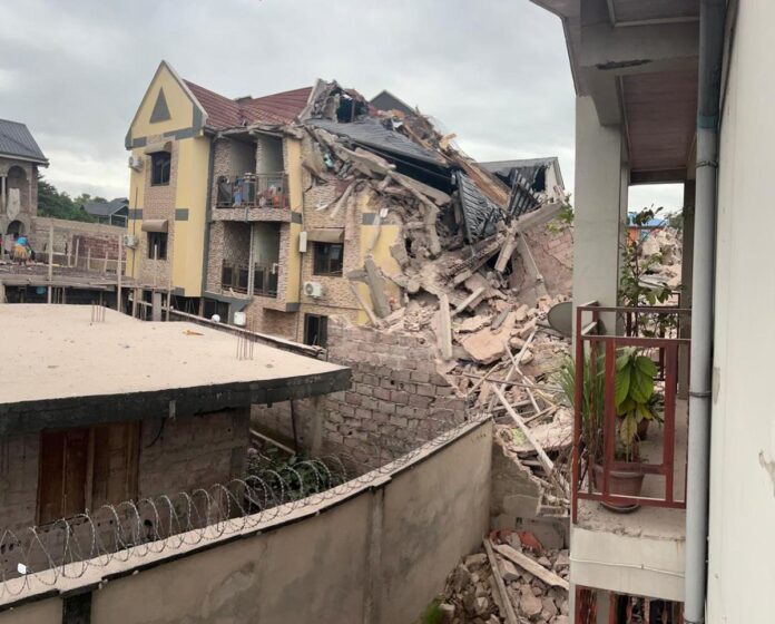 Effondrement d'un immeuble de huit étages à Kinshasa : un nouvel avertissement