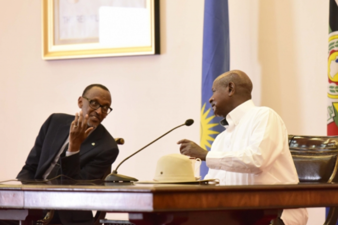 Complicité Rwanda-Ouganda : un long jeu d'échecs sur le dos de la RDC