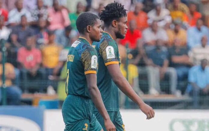 Jonathan Ikangalombo éclot en Tanzanie : Premier but officiel et qualification pour Young Africans