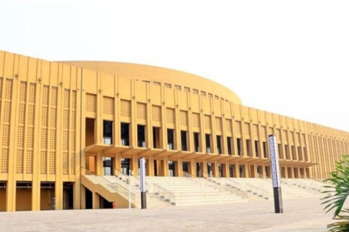 Kinshasa sous tension : La bataille culturelle qui menace le Palais du peuple