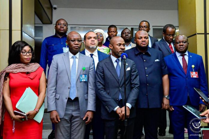 Kinshasa sous les eaux : le gouvernement congolais ordonne la démolition des constructions illégales après le drame des inondations