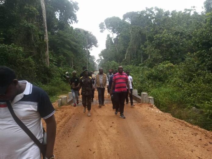 Maniema : 68 km de routes ressuscitent l'espoir économique dans l'ombre du parc de la Lomami