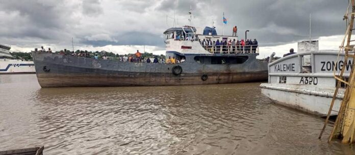 Crise humanitaire à Kalemie : le Tanganyika submergé par l'afflux de déplacés fuyant les combats au Sud-Kivu