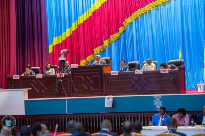 RDC : L'Assemblée nationale déclenche une bombe politique avec une enquête sur les fonds militaires de l'Est