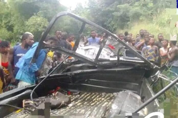 Kongo-Central : 5 morts dont 2 militaires dans un violent accident impliquant un camion angolais sur la RN1