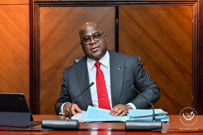 Kinshasa asphyxiée : Tshisekedi crée une commission pour sauver la capitale de l'insalubrité et du chaos urbain