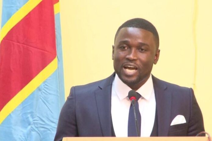 Seth Kikuni défie le CSAC : « La liberté d'expression ne se négocie pas » - Une crise institutionnelle éclate au cœur de la démocratie congolaise
