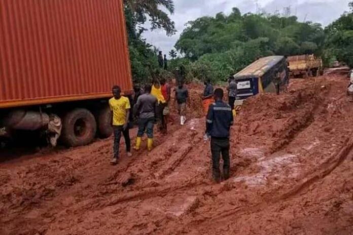 Crise majeure sur la RN4 Kisangani-Beni : paralysie économique et SOS urgent