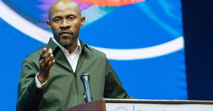 M23 en RDC : Patrick Muyaya accuse les rebelles de 'gouvernance par le crime' au Kivu