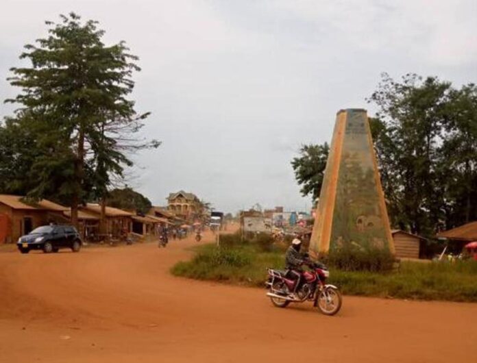 Ituri : Les jeunes de Mambasa brisent la glace avec les FARDC dans une campagne vitale