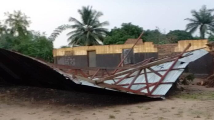 Bandundu sous les eaux : 8 écoles détruites, l'éducation en péril au Kwilu