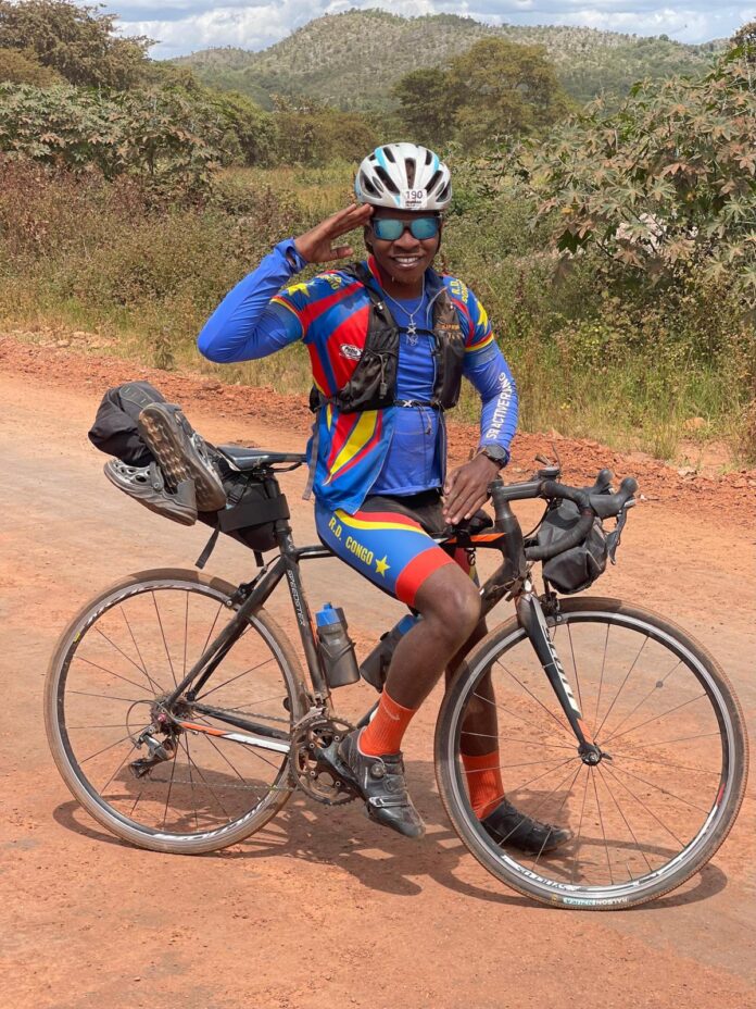 Miguel Masaisai : 150 km/jour à vélo de Goma au Cap pour la paix africaine