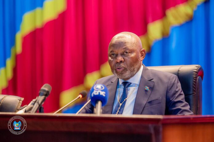 Kamerhe lance un cri de guerre contre le M23 et pointe l'urgence sociale en RDC