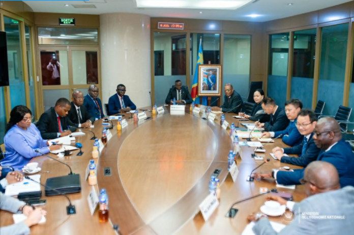 Investissement Chine-RDC : 1 395 km de routes pour désenclaver le Sankuru