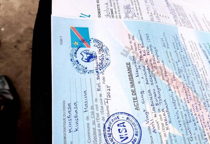 RDC : 2000 actes de naissance bloqués, guerre des responsabilités entre parents et État civil