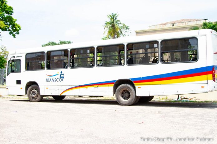 TRANSCO Kinshasa renforce son parc avec 30 bus Mercedes-Benz assemblés localement