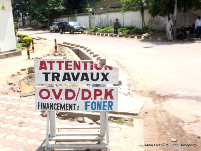 Kinshasa: 70% du budget 2023 englouti par les routes, Bumba en guerre contre le banditisme urbain