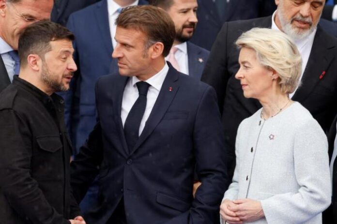 Diplomatie explosive : Zelensky et l'Europe chez Trump après le sommet Poutine