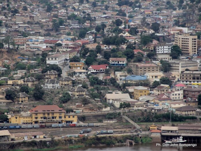 Insalubrité à Matadi : alerte sanitaire face à la montagne des déchets
