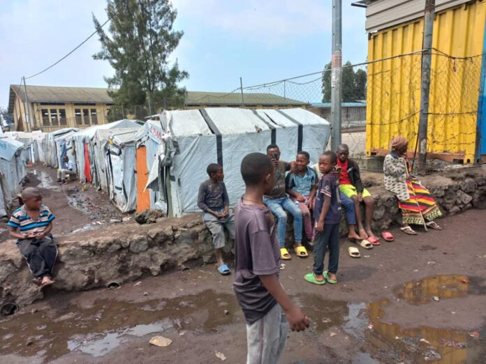 Enfants déplacés de Kabare : une rentrée scolaire dans la détresse absolue