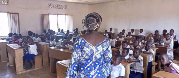 Tanganyika: interdiction des frais scolaires en dollars pour la rentrée 2025-2026