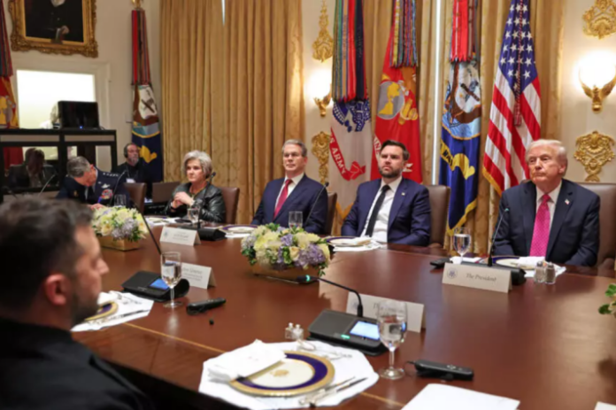 Donald Trump refuse les missiles Tomahawk à Zelensky, privilégiant la paix avec Poutine