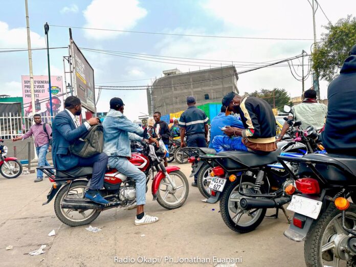 Kasaï-Oriental : suspension des contrôles de plaques pour motos-taxi