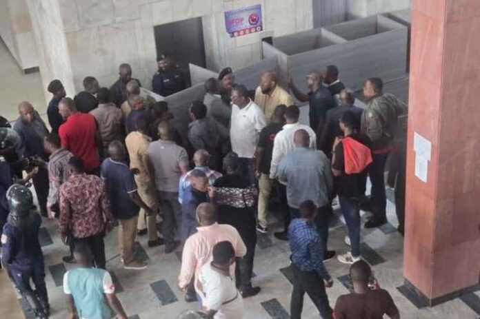 Grève à l'Assemblée nationale RDC : Une commission tripartite pour désamorcer la crise