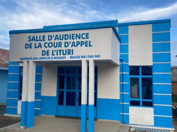 Procès militaire à Bunia : douze prévenus face à la justice pour fusillades meurtrières