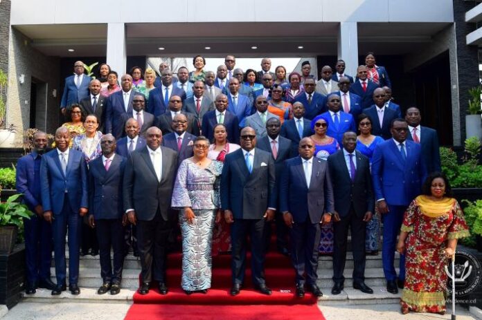 RDC: Tshisekedi prépare un séisme ministériel dans le gouvernement Suminwa