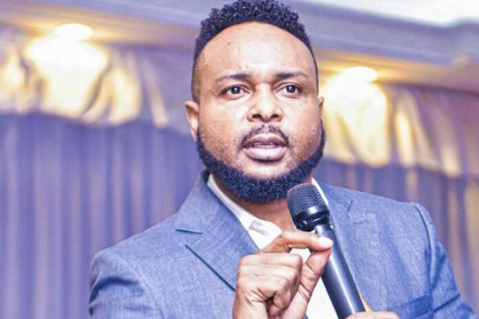 Pasteur Paul Mukendi dénonce l'écart entre politiques économiques et réalité sociale en RDC