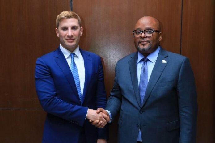 Rencontre diplomatique RDC-USA à Abidjan : Vers un partenariat stratégique renforcé