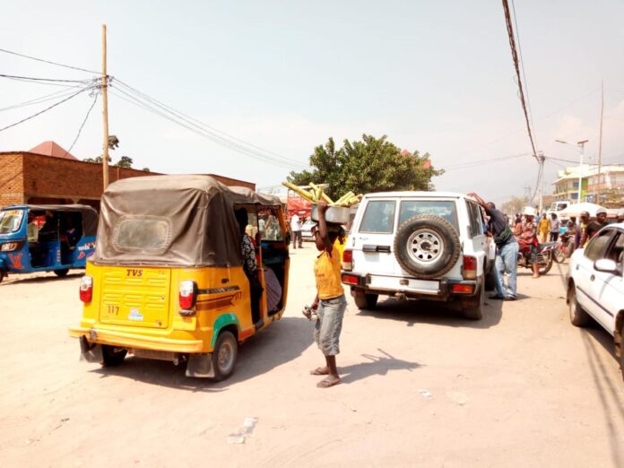 Sud-Kivu : La reprise du transport Bukavu-Uvira, un fragile retour à la normale