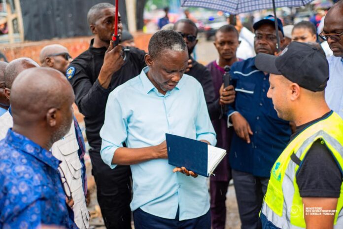 Kinshasa sous eau : le Génie militaire mobilisé pour un assainissement urgent