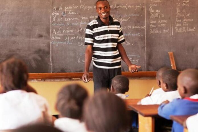 RDC : La prime des enseignants désormais versée directement, une réforme salariale majeure
