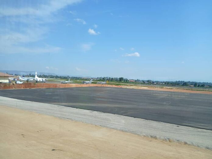 Kwilu : la réhabilitation de l'aéroport de Bandundu finalisée pour la Conférence des Gouverneurs 2025