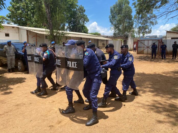 Idiofa en deuil : 4 morts dans des affrontements entre police et Kuluna à Panu