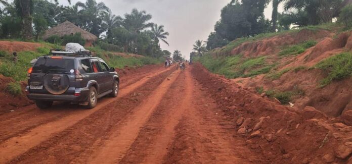 Lomami : le financement de Bruno Miteo Nyenge relance la réhabilitation du tronçon Ngandanjika-Tshikuyi