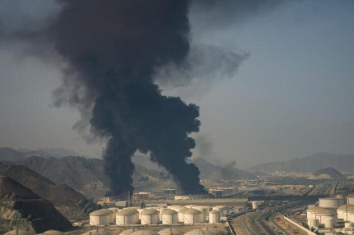 Iran attaques énergétiques : le Golfe sous le feu, l'économie mondiale menacée