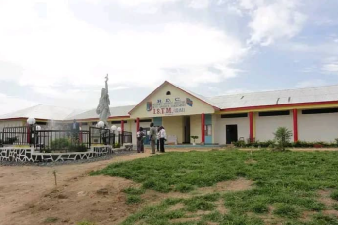 ISTM Kisantu : les activités suspendues après de violentes manifestations étudiantes