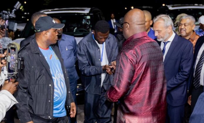 Félix Tshisekedi paiera les amendes FIFA des Léopards : bras de fer avec l'Europe