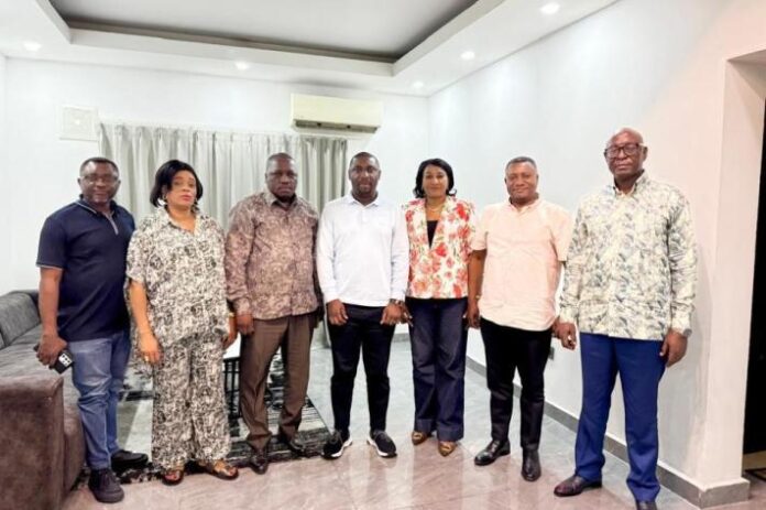Crise à l'AFDC-A : les parlementaires pro-Tshisekedi défient la direction