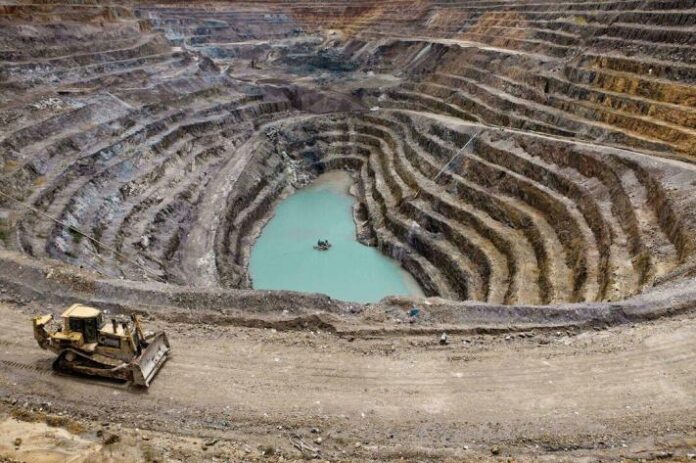Déchéance de 12 000 km² de permis : coup de balai au cadastre minier RDC